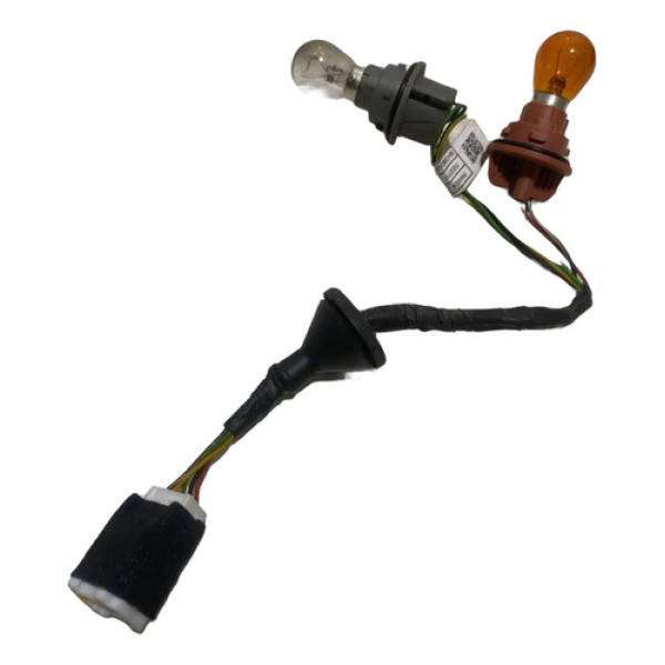 Circuito Lanterna Esquerda Hyundai Creta 17/21 92402270 Esquerdo/motorista Vermelho