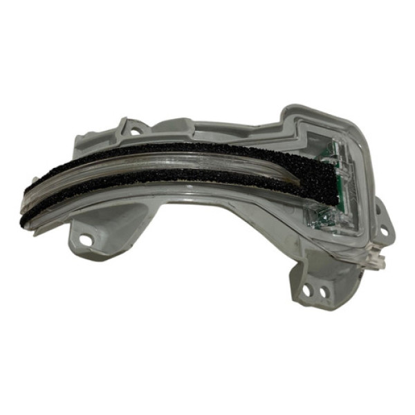 Pisca Seta Retrovisor Direito Honda Hr-v 2024 C/detalhe Prateado