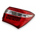 Lanterna Direita Toyota Corolla Xei 2016 (sem Led) Direito Verde-escuro