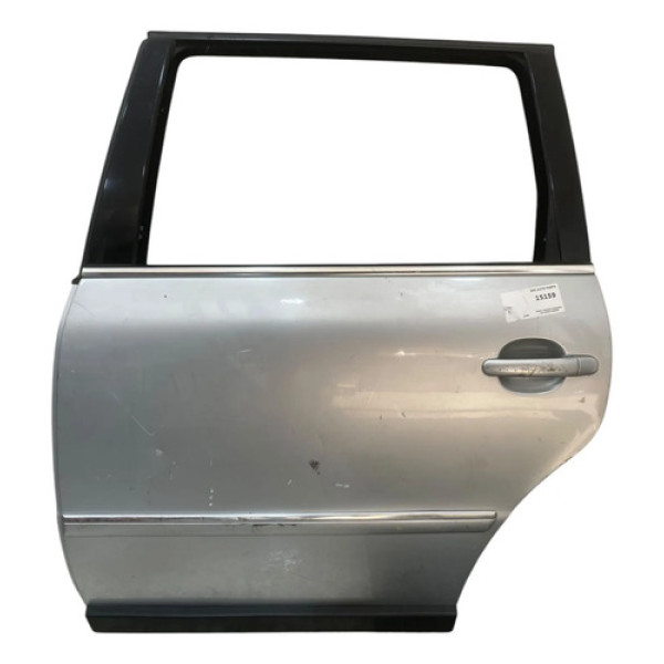 Porta Traseira Esquerda Vw Passat Variant 2005/2012 /detalhe Traseira Esquerda Prateado