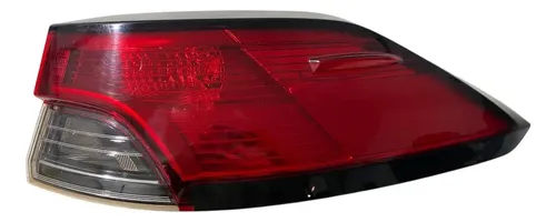Lanterna Direita Toyota Corolla Cross 2022 Direito/passageiro Vermelho