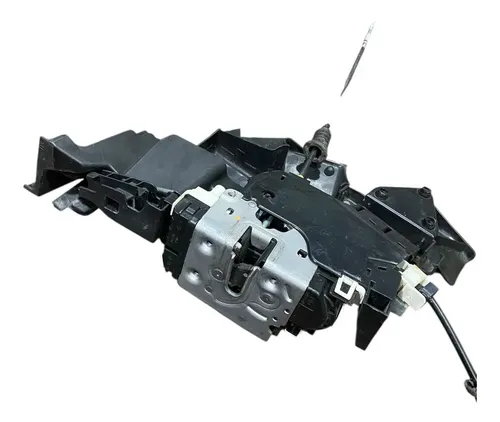 Fechadura Dianteira Esquerda Mercedes C180 2012 A2047202735