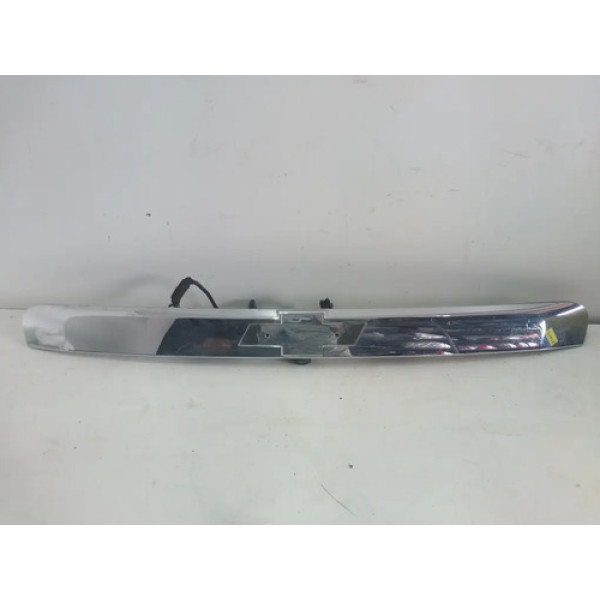 Aplique Da Tampa Traseira Tracker 2013 A 2018 Original 21475 Prateado