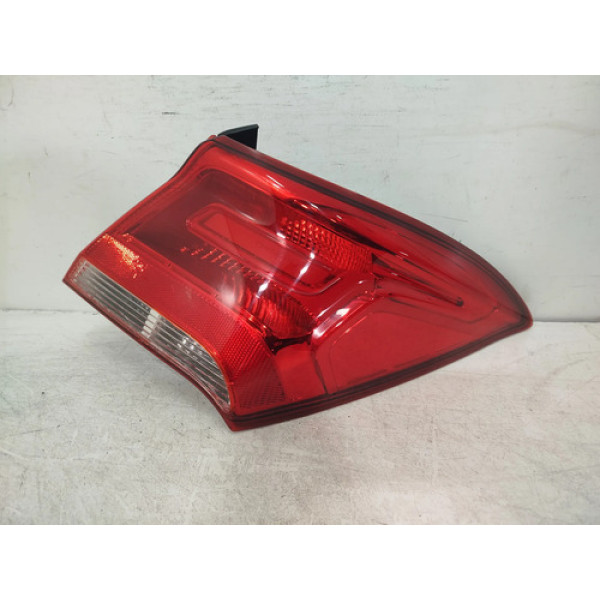 Lanterna Direita Gm Prisma 2017 2018 2019 Original 26334 Direito/passageiro Vermelho