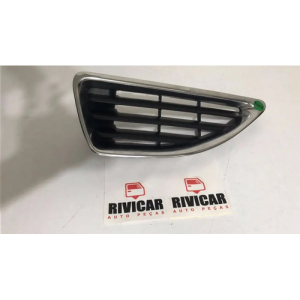 Grade Radiador Megane Dian Esquerda 2001 2002 2003 2004 1712 Esquerdo
