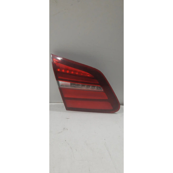 Lanterna Tampa Mercedes B200 2017 2018 Esquerdo 24871 Esquerdo/motorista Vermelho