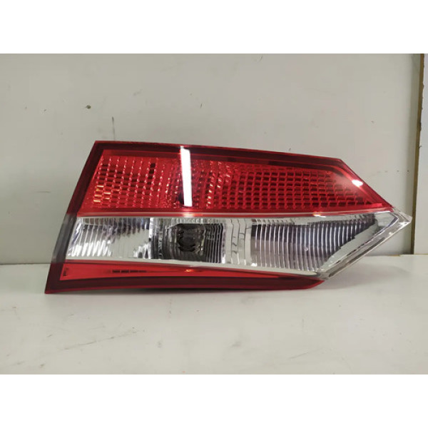 Lanterna Corolla 2015 2016 Usada 19797 Direito/passageiro Vermelho