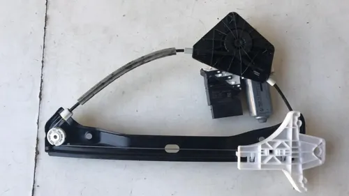 Máquina Vidro Traseira Jetta 2011 A 2015 Esquerdo 12661