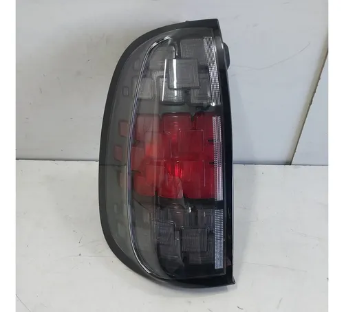 Lanterna Traseira Esquerda Fiat Uno 2015 2016 2017 2018 2019 2020 2021 Fume 22592 Esquerdo Vermelho