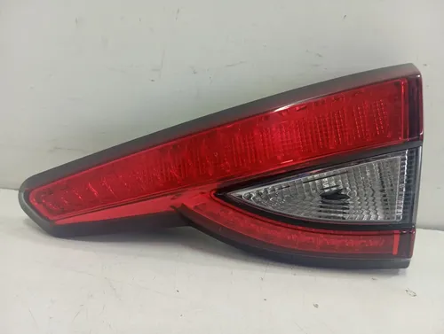 Lanterna Direita Tampa Fiat Argo 2018/2025 Original 25089 Direito/passageiro Vermelho