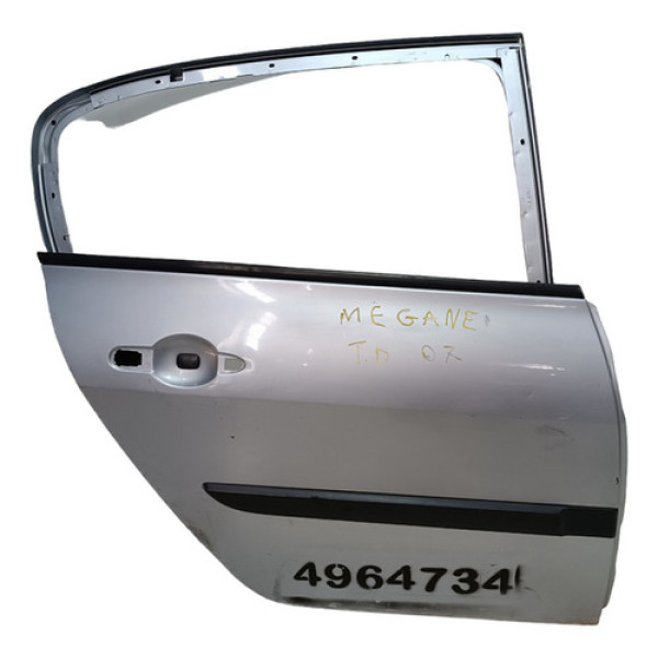 Porta Traseira Direita Megane Sedan 2006 2007.... A 2011 Traseira Direita Prata
