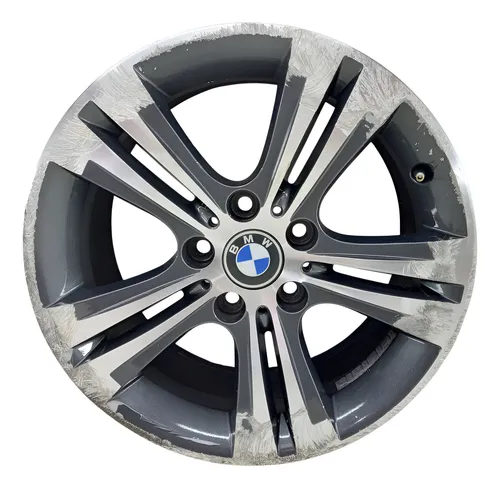 Roda Bmw Série 3 F30 320 328 330 335 M Aro 17 C/risco Prateado