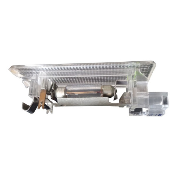 Luz Cortesia Porta Malas B6 Golf Jetta Passat Touareg Tiguan