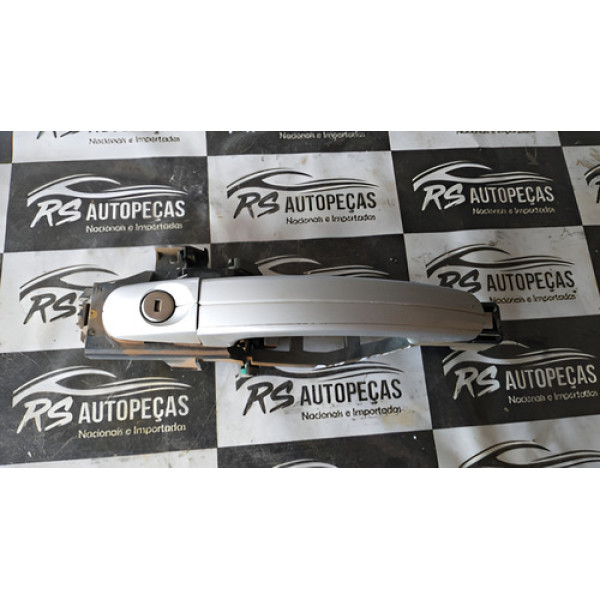 Maçaneta Externa Dianteira Esquerda Ford Focus Prateado Dianteira