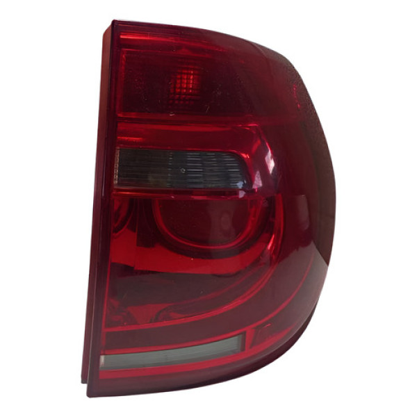 Lanterna Traseira Direita Volkswagen Fox 2 Geração 09/14. Direito/passageiro Vermelho