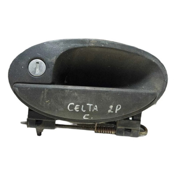 Maçaneta Externa Esquerda Chevrolet Celta 2p 2000/2015. Preto Dianteira