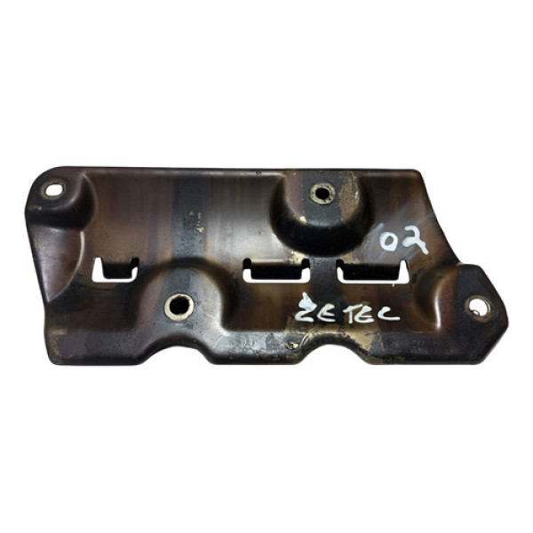 Defletor Carter Oleo Ford Escort Zetec 2002. Marrom-claro
