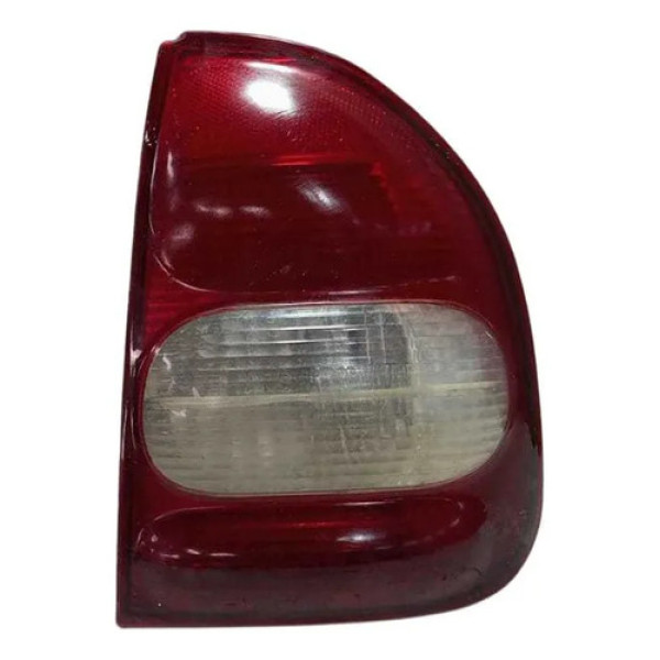 Lanterna Traseira Direita Chevrolet Corsa Sedan 2000/2009. Direito/passageiro Vermelho