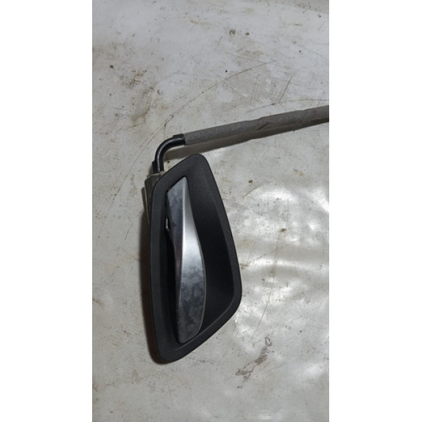 Maçaneta Interna Traseira Esquerda Bmw 318/320 2008 Cx31 Traseira