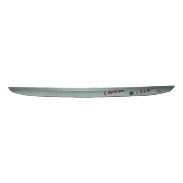 Friso Tampa Traseira Toyota  Corolla 2012 C/fechadura. Prateado