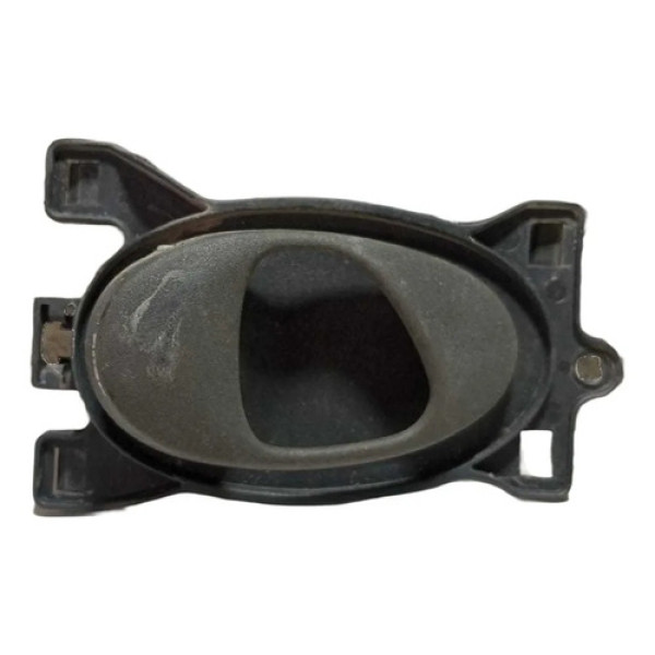Maçaneta Interna Diant/direita Chevrolet Celta 2001/2005. Preto Dianteira