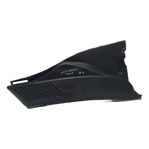 Churrasqueira Parabrisa Lado Direito Renault Clio 2000/2009. Preto