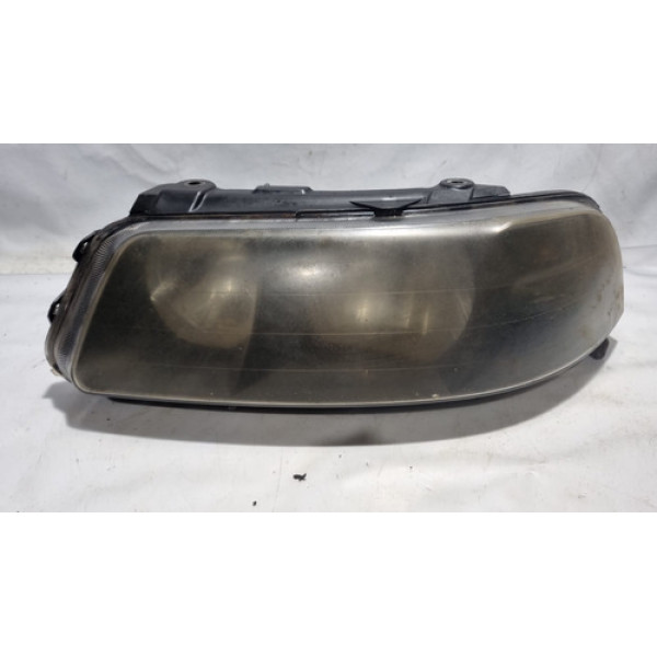 Farol Esquerdo Vw Saveiro 2003 C/detalhe Esquerdo