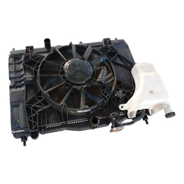 Defletor Ventoinha Com Radiador Água Nissan Livina 1.6 2013
