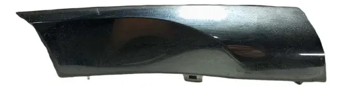 Friso Cromado Direito Grade Toyota Hilux 2020.