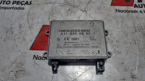 Módulo Amplificador Antena Mercedes Ml350 2118200885 Cx03 Prata