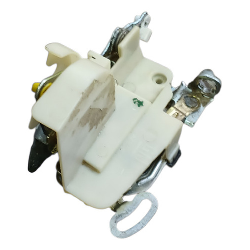 Fechadura Dianteira Esquerda Chevrolet Gm Corsa 2004
