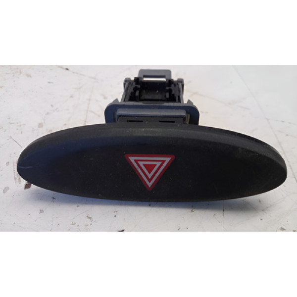 Botão Pisca Alerta Toyota Etios 2015 Original  Preto
