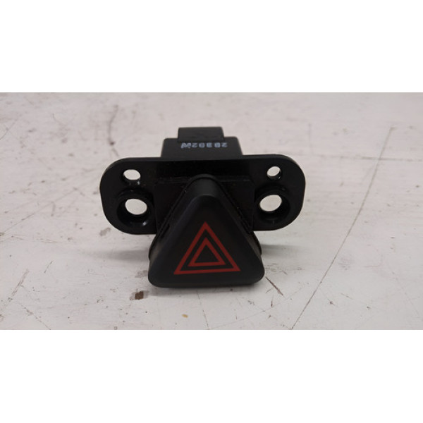 Botão Pisca Alerta Gm Cobalt 2018 Original  Preto