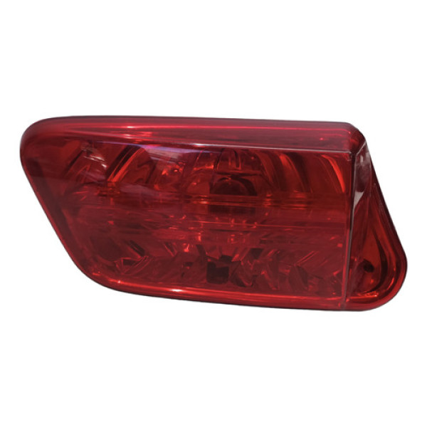 Lanterna Tampa Direito Fiat Stilo 2002 A 2012 Origem Direito/passageiro Vermelho