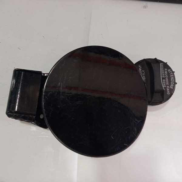 Portinhola Tanque Combustível Hyundai Elantra 2012-2015 Preto 2012