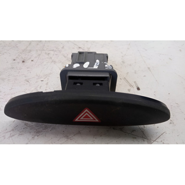 Botão Pisca Alerta Toyota Etios 2017 Original  Preto