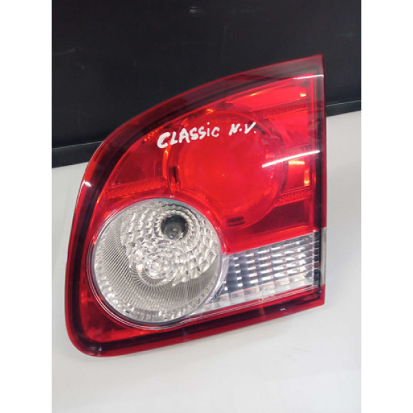 Lanterna Da Tampa Traseira L.direito Corsa Classic 10 A 14 Direito/passageiro Vermelho Com Parte Cristal/transparente
