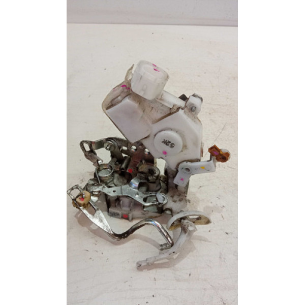 Fechadura Dianteira Direita Toyota Etios 2016 Original