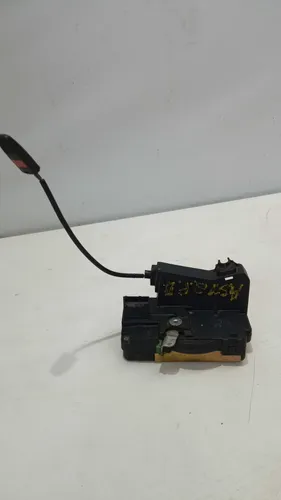 Fechadura Porta Eletrica Dianteira Direito Zafira/ Astra