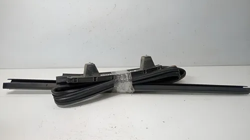 Kit Pestana Borracha Esquerda Fiat Strada 2019 Original  Preto