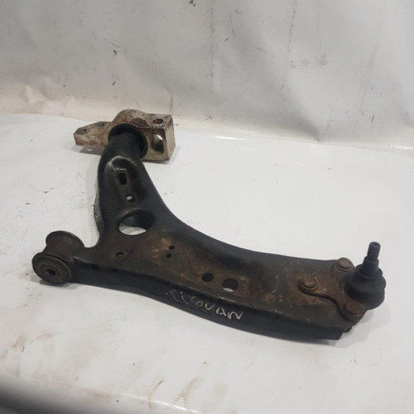 Bandeja Balança Com Pivô Dianteira Direita Tiguan 07 18 St04