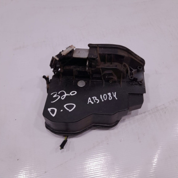 Fechadura Dianteiro Direito Bmw 320i 2012 Ab1084