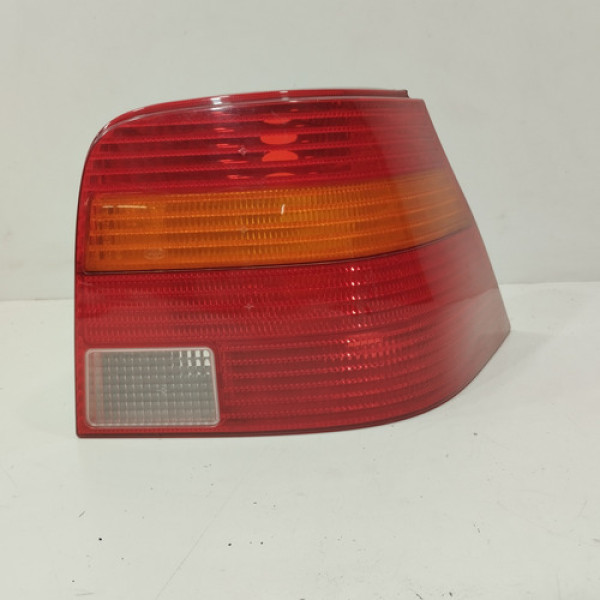 Lanterna Traseira Esquerda Volkswagen Golf 1999 2000 Fg599