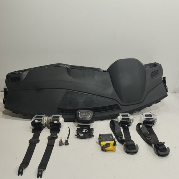Capa Painel Tabelier Audi Q3 2021 2023 P383