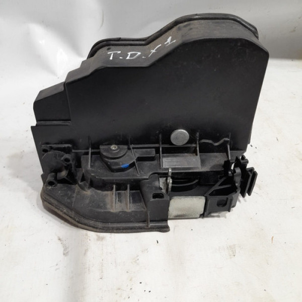 Fechadura Traseira Esquerda Bmw X1 2012  Ab737