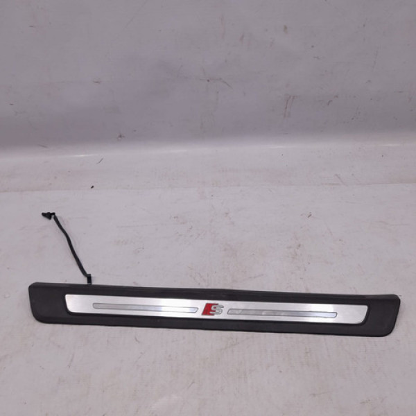 Soleira Da Porta Dianteira Direita Audi Q5 2023 Bc143