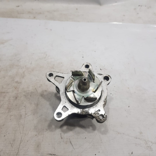 Bomba De Agua Hyundai Veloster 1.6 16v 2012 A 2013  V151