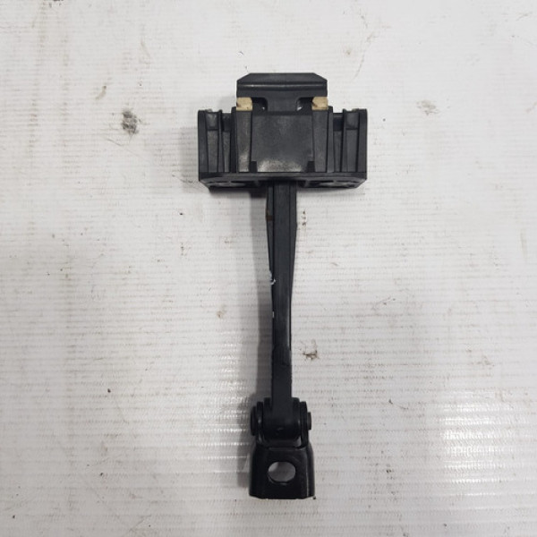 Limitador Porta Dianteira Esquerda Bmw 120i 20160 Pq151