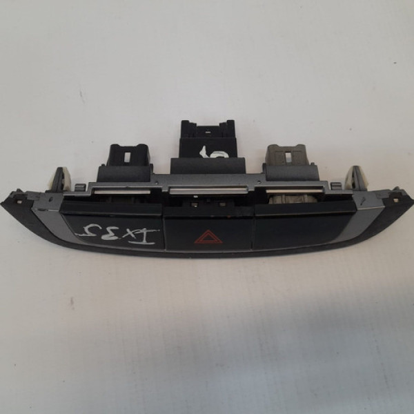 Comando Botão Pisca Alerta Hyundai Ix35 2.0 16v 2012 Yz211