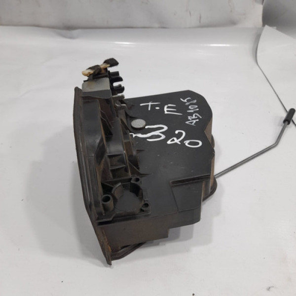 Fechadura Traseira Esquerda Bmw 320i 2012 Ab1085